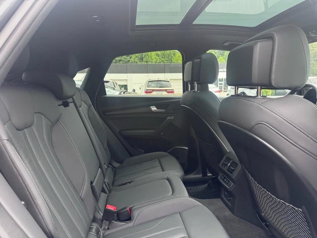 Used 2022 Audi Q5 2.0T Premium Plus AWD/4WD image 10