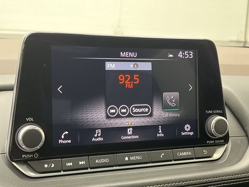 Used 2023 Nissan Rogue SV w/ SV Premium B Package AWD/4WD image 19