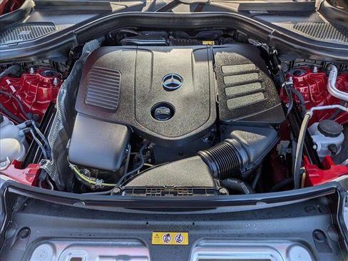 Certified 2025 Mercedes-Benz GLC 300 4MATIC image 26