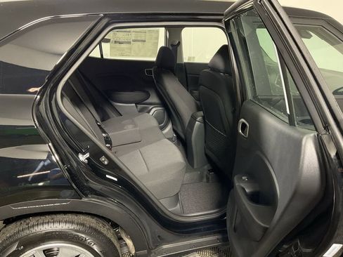 New 2026 Hyundai Venue SE image 34