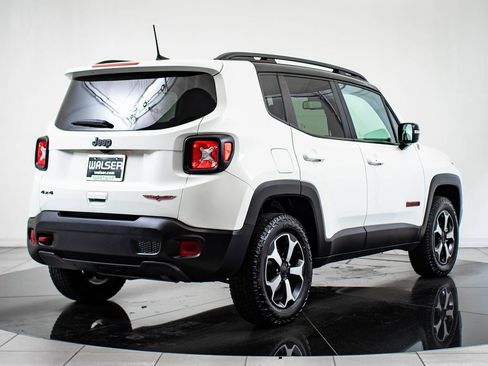 Used 2022 Jeep Renegade Trailhawk image 7