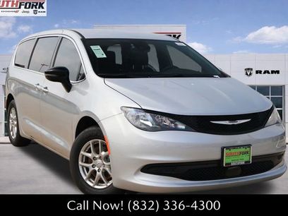 New 2026 Chrysler Voyager LX