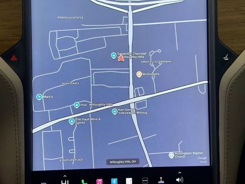 Used 2018 Tesla Model X 75D image 13