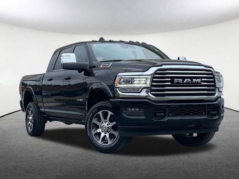 Used 2024 RAM 2500 Limited w/ Safety Group AWD/4WD image 2