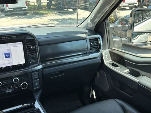 Used 2024 Ford F350 Lariat w/ Lariat Ultimate Package image 14