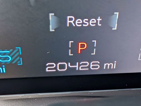 Used 2024 GMC Hummer EV 3X w/ LPO, Cargo Utility Package image 27