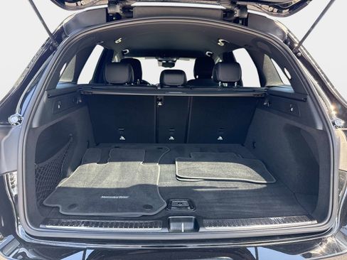 Used 2022 Mercedes-Benz GLC 300 4MATIC image 9
