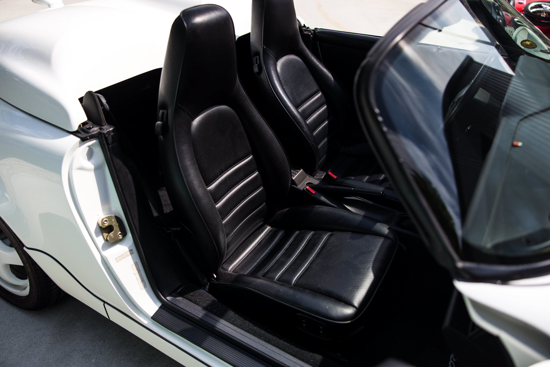 Used 1994 Porsche 911 Speedster RWD image 26