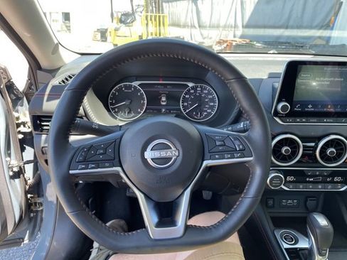 Used 2024 Nissan Sentra SR w/ SR Premium Package FWD image 21