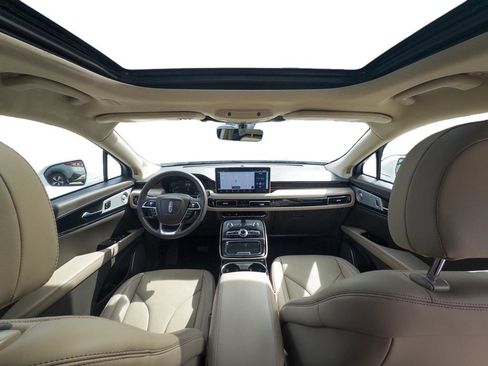 Used 2023 Lincoln Nautilus Reserve w/ Equipment Group 202A image 23