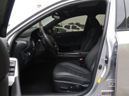 Used 2023 Lexus IS 500 image 15