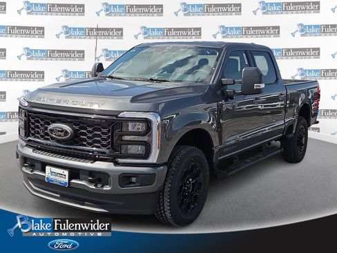 New 2026 Ford F250 XLT w/ XLT Premium Package AWD/4WD image 1