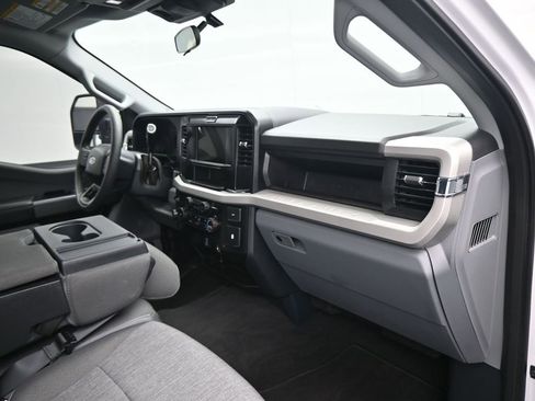 Certified 2026 Ford F250 XL w/ STX Appearance Package AWD/4WD image 5