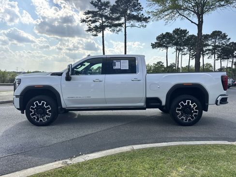 Used 2025 GMC Sierra 2500 Denali Ultimate AWD/4WD image 7