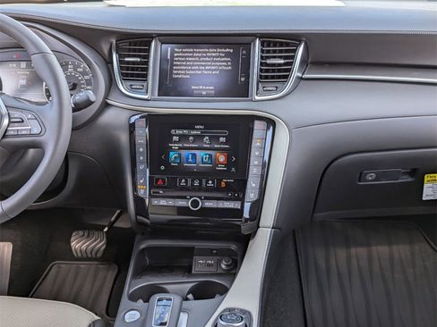 Certified 2025 INFINITI QX55 Essential image 16