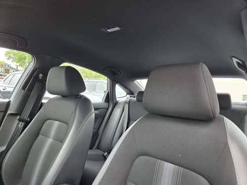 Certified 2024 Honda Civic Sport image 12