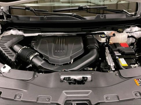 Used 2024 GMC Acadia Denali w/ Super Cruise Package image 10