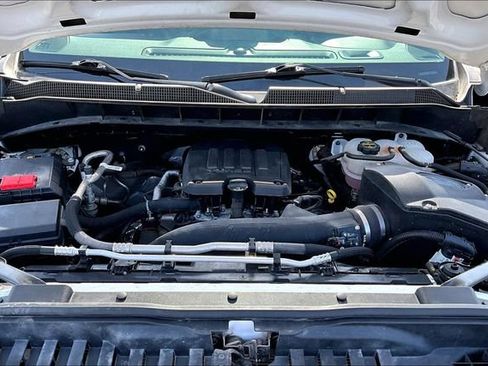 Used 2024 Chevrolet Silverado 1500 W/T w/ WT Value Package AWD/4WD image 30