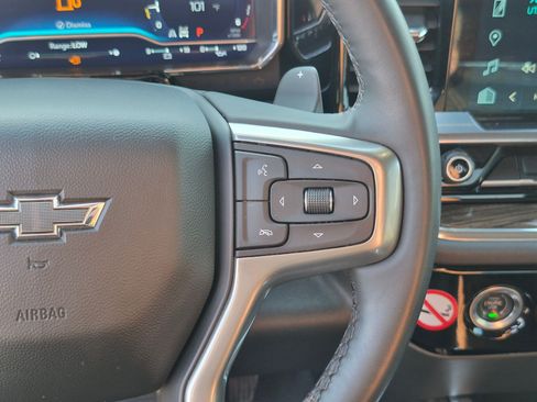 Used 2023 Chevrolet Silverado 1500 RST AWD/4WD image 18