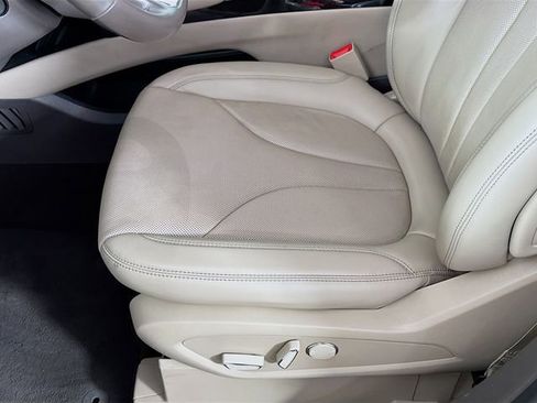 Certified 2023 Lincoln Nautilus Reserve w/ Luxury Package image 23