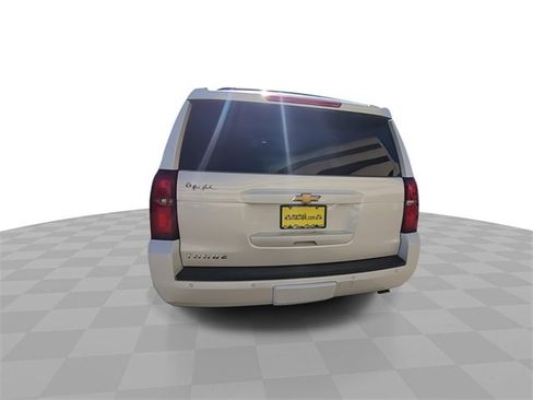 Used 2019 Chevrolet Tahoe LT w/ LT Signature Package image 7