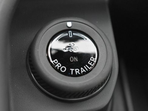 New 2025 Ford Expedition Tremor image 30