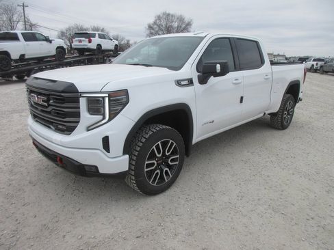 New 2026 GMC Sierra 1500 AT4 w/ AT4 Premium Package image 11
