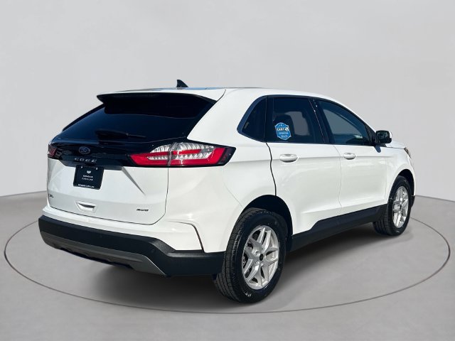 Used 2024 Ford Edge SEL w/ Convenience Package AWD/4WD image 5