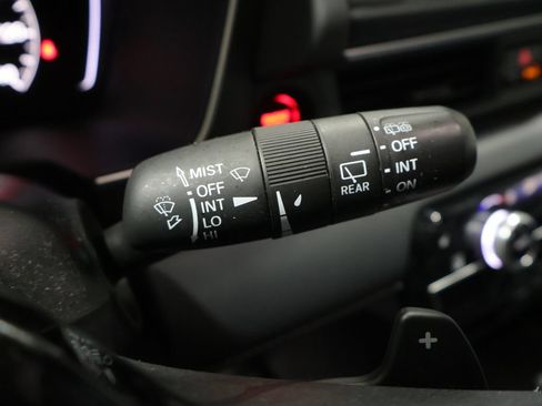 Used 2024 Honda Pilot EX-L image 39