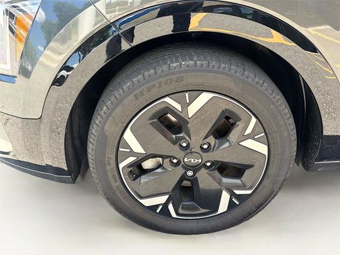 Used 2024 Kia Niro Wind FWD image 31