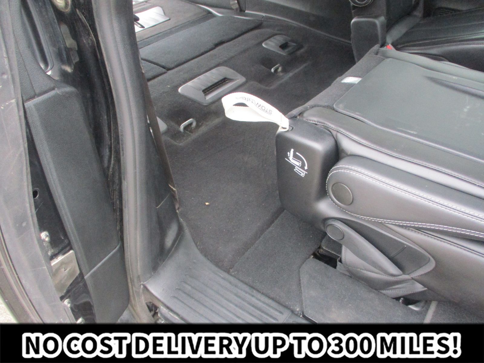 Used 2023 Chrysler Pacifica Touring-L w/ S Appearance Package FWD image 14