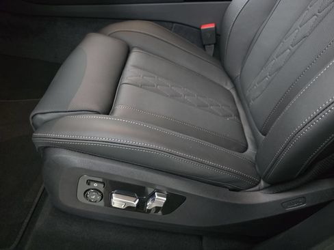 New 2027 BMW X7 M60i AWD/4WD image 26