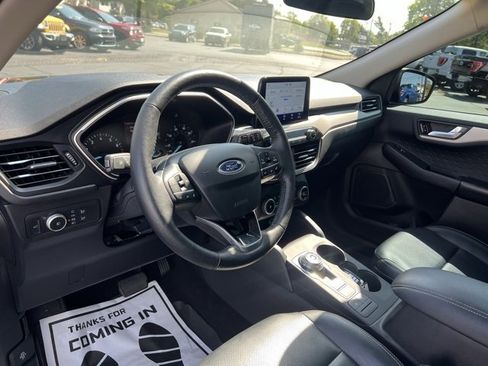 Used 2020 Ford Escape SEL image 28