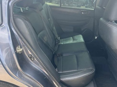 Used 2017 Subaru Legacy 2.5i Limited AWD/4WD image 24