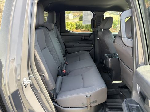 Certified 2025 Toyota Tacoma SR5 image 26