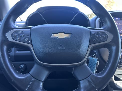 Used 2022 Chevrolet Colorado Z71 image 20