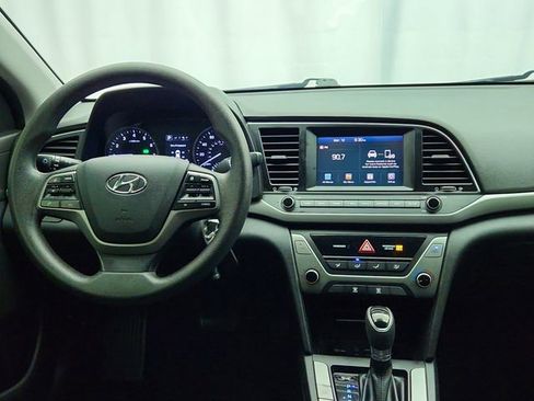 Used 2018 Hyundai Elantra SEL image 14