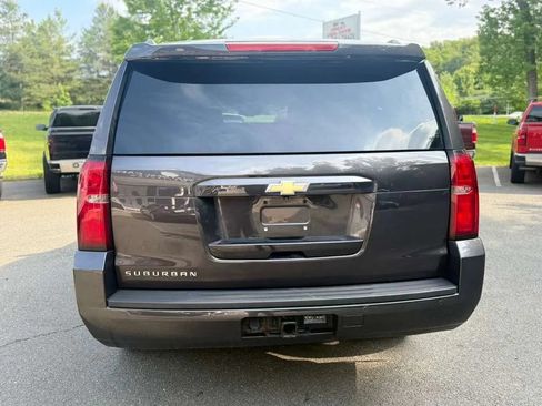 Used 2017 Chevrolet Suburban LT AWD/4WD image 6