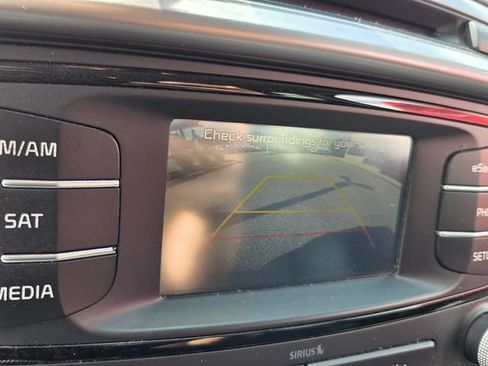 Used 2016 Kia Sorento FWD w/ LX Convenience Package image 24