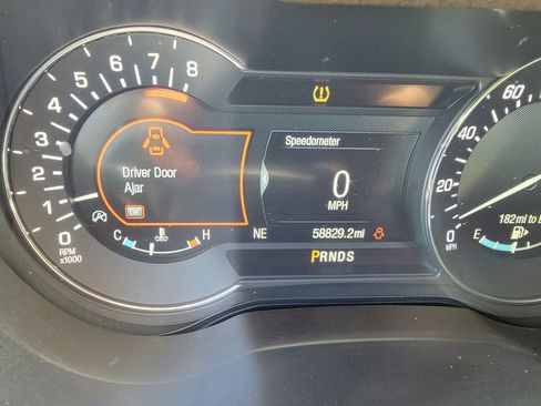 Used 2018 Lincoln MKC Reserve FWD image 16