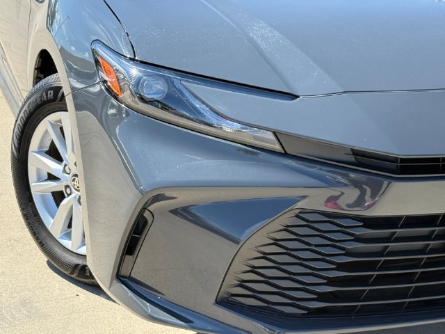 Used 2026 Toyota Camry LE FWD image 6
