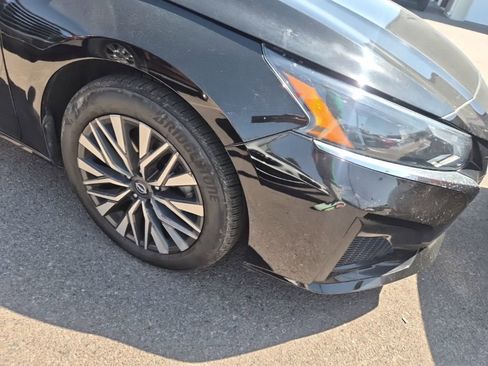 Used 2023 Nissan Altima 2.5 SV image 4