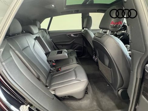 Used 2021 Audi Q8 Premium Plus w/ Premium Plus Package AWD/4WD image 27