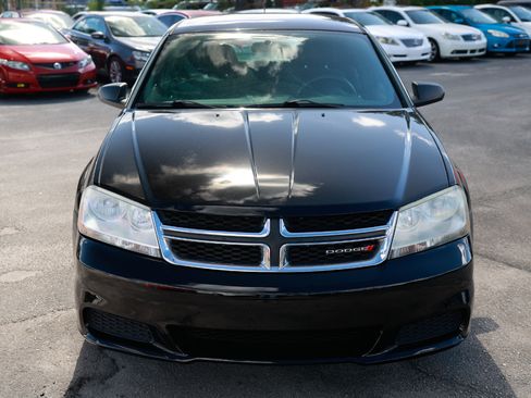 Used 2014 Dodge Avenger SE image 19