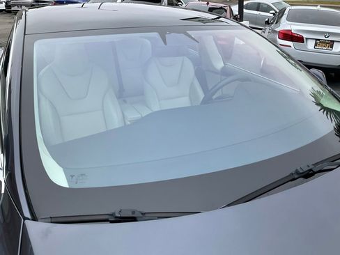 Used 2019 Tesla Model S Standard Range AWD/4WD image 77
