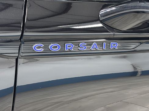 Used 2025 Lincoln Corsair Grand Touring w/ Equipment Group 301A AWD/4WD image 41