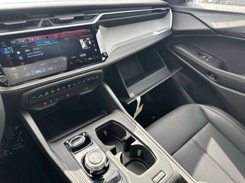 New 2026 Jeep Cherokee Limited AWD/4WD image 11