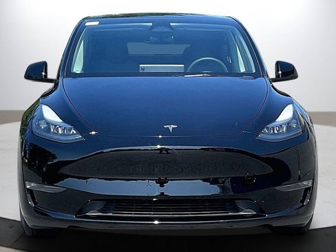 Used 2025 Tesla Model Y Performance AWD/4WD image 3