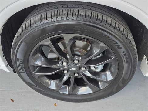 Used 2022 Dodge Durango GT image 38