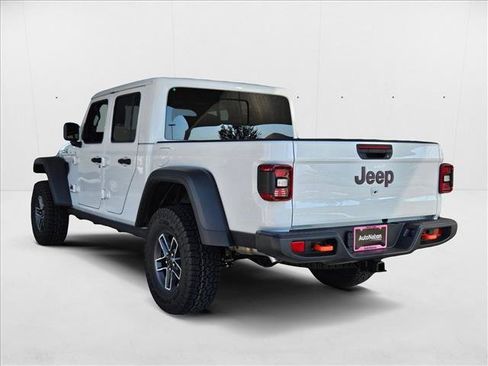 New 2025 Jeep Gladiator Mojave w/ Convenience Group image 9